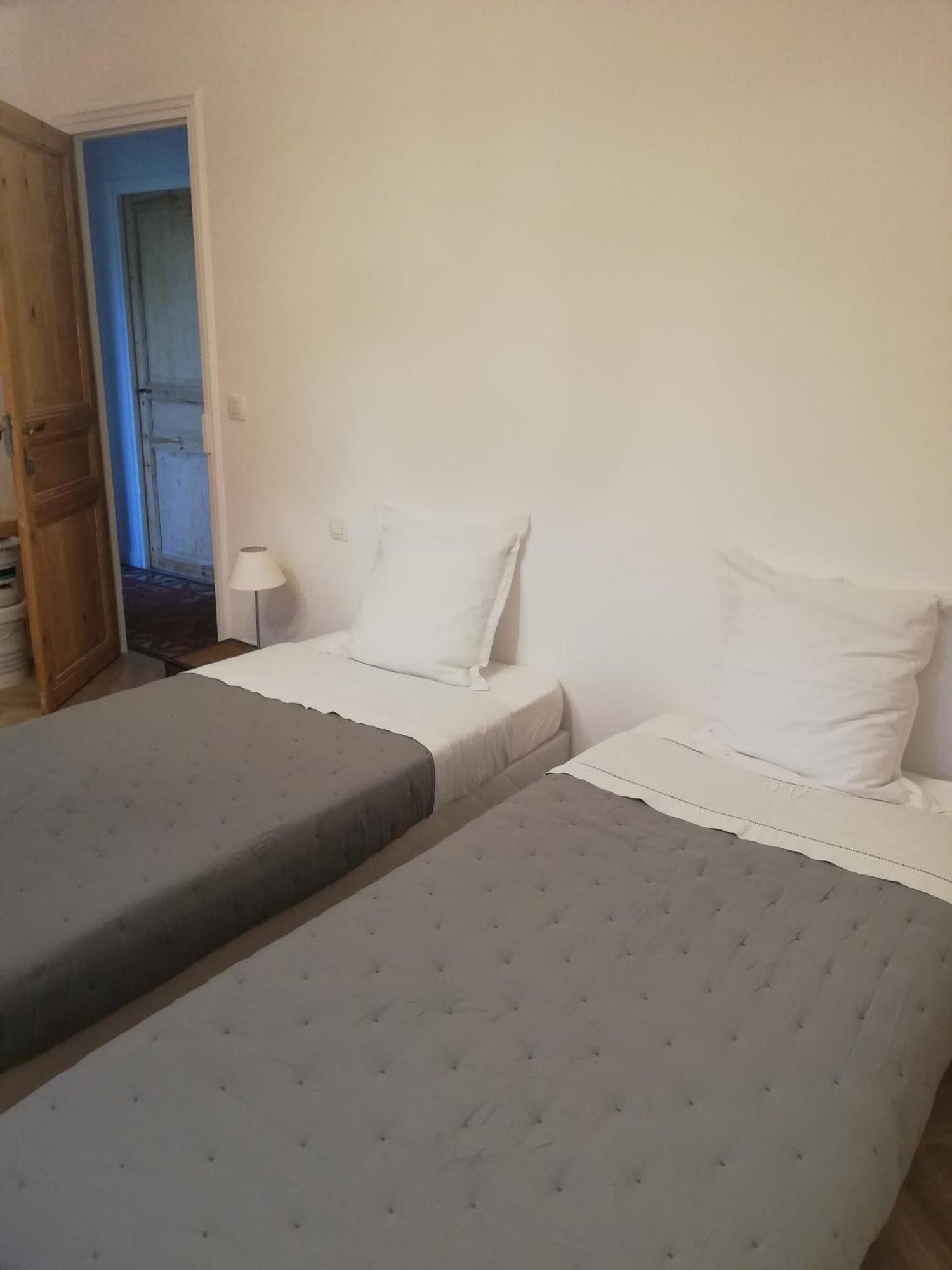 Les 3 Platanes Bed & Breakfast Conilhac-Corbieres Ngoại thất bức ảnh